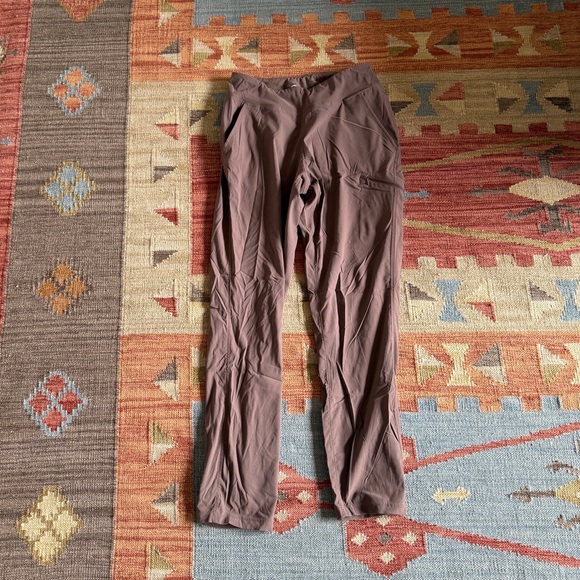 Mountain Hardware Dynama Hiking Pants - Picture 1 of 4